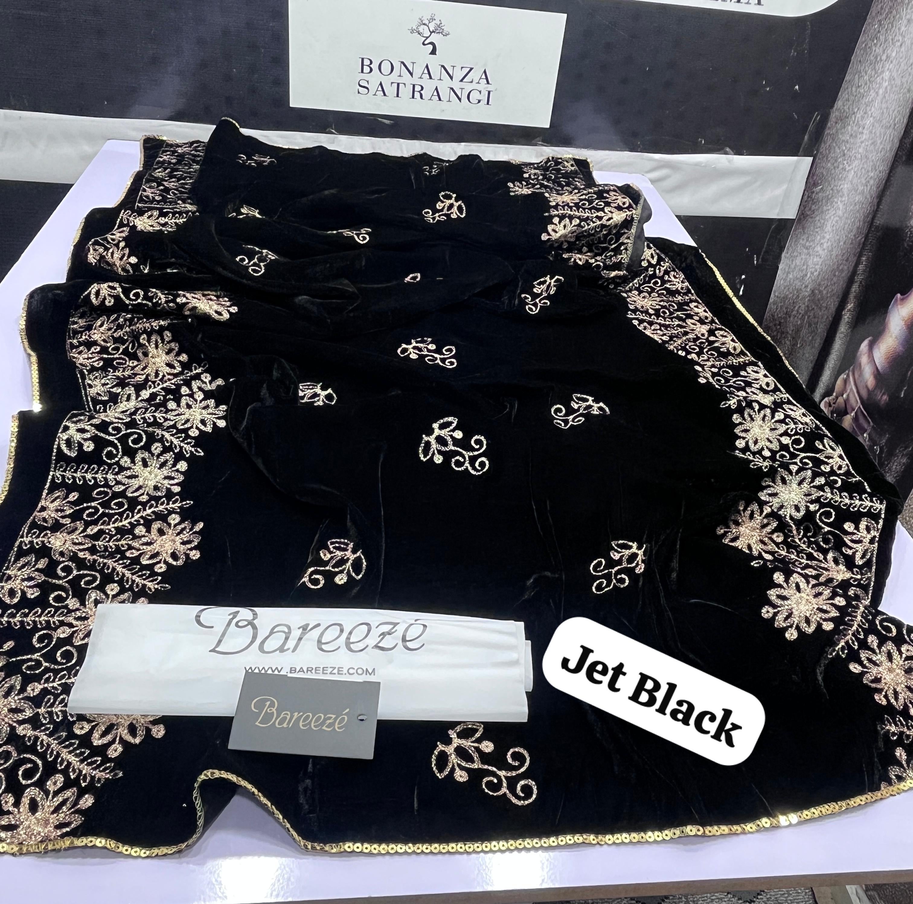 VELVET EMBROIDERED WOOL SHAWL