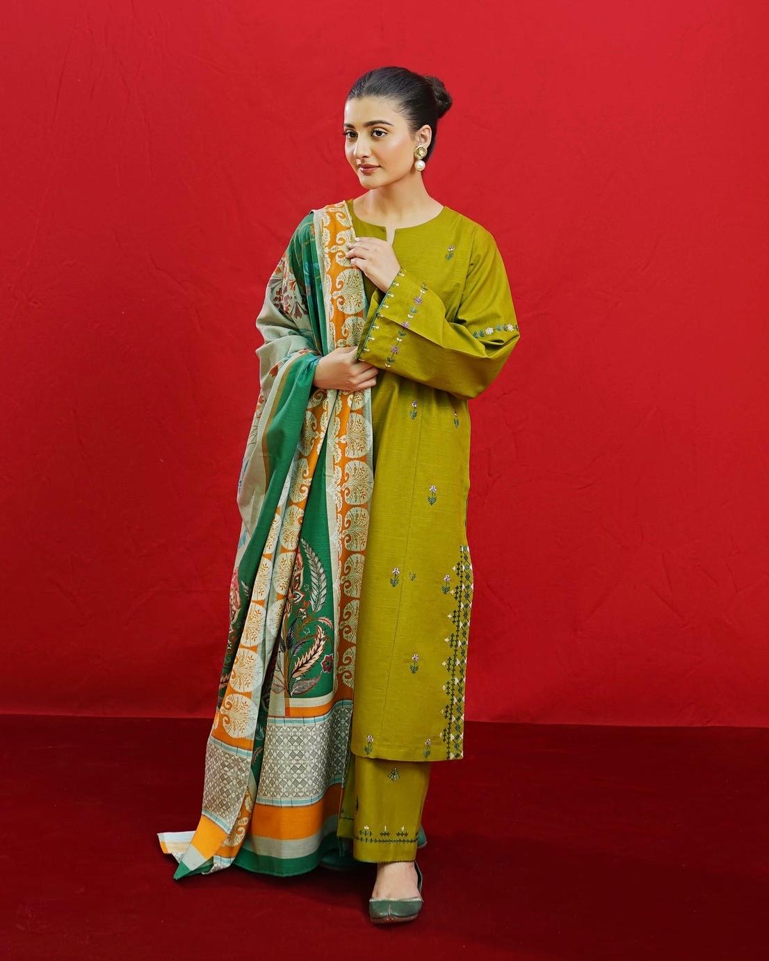 ASLINE AND URGE HIT 3PC WINTER WEAR DHANAK
